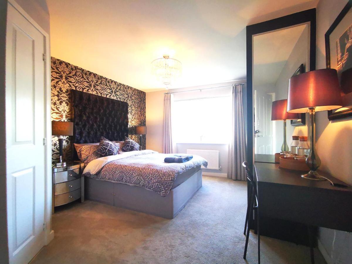 The Lawnswood - Central Manchester Holiday Home With Free Parking Exterior foto