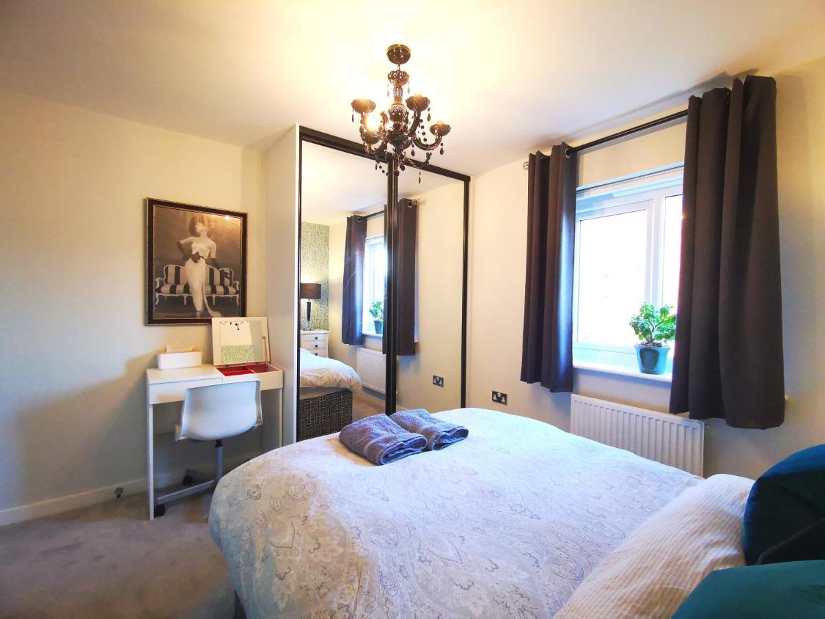 The Lawnswood - Central Manchester Holiday Home With Free Parking Exterior foto